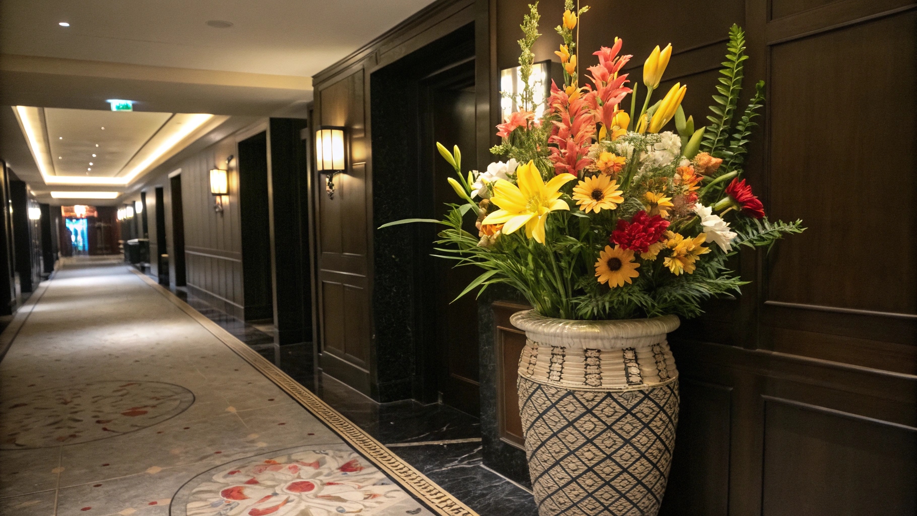 Versatile Artificial Flowers for Any Space