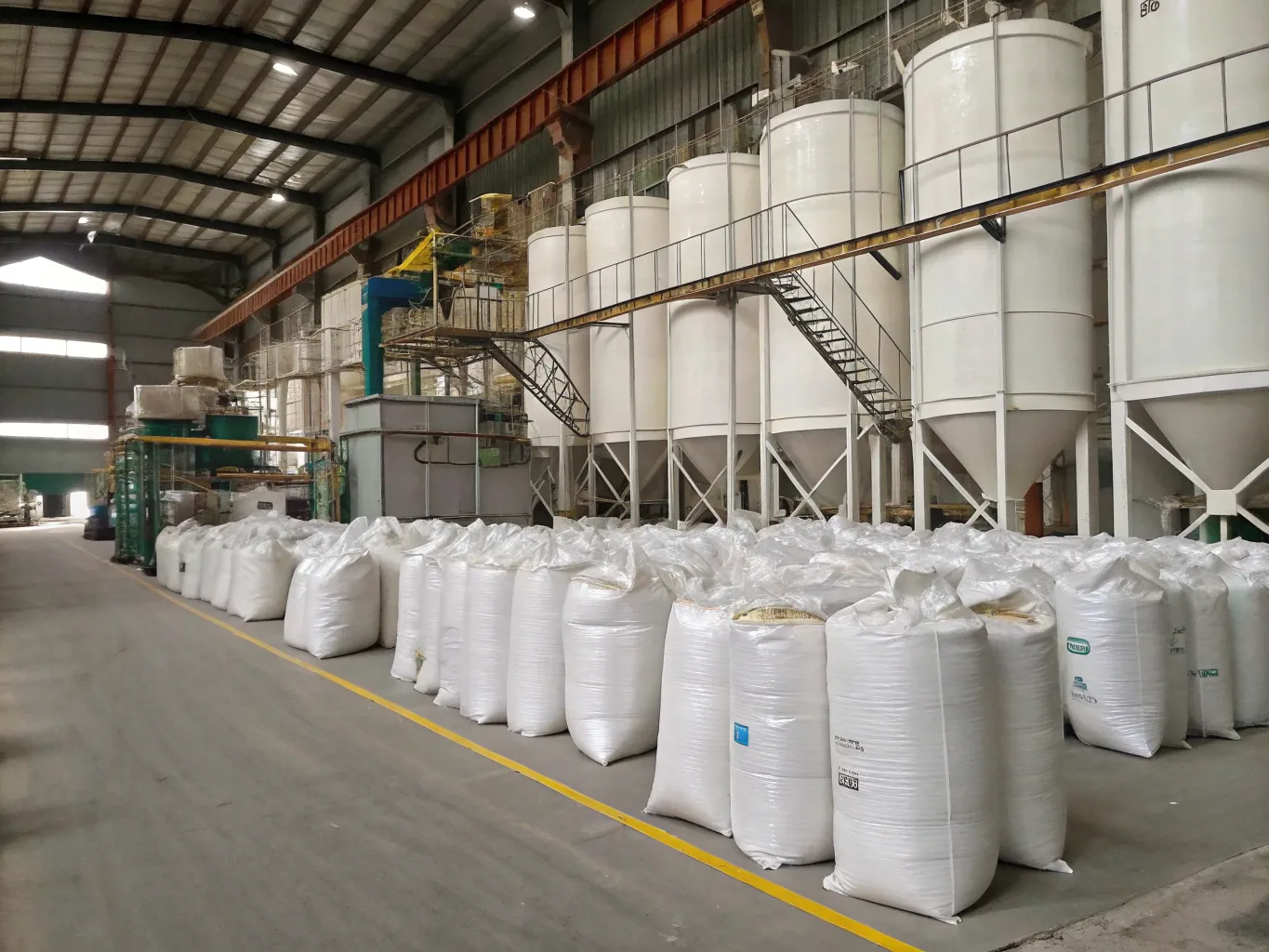 Raw_Material_&_Injection_Molding_of_Fake_Plants