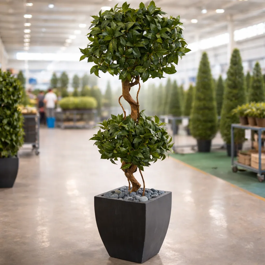 Artificial_bay_topiary_trees